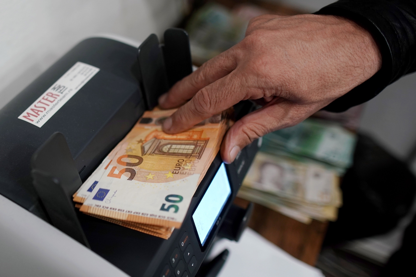 Tasse record in Italia. Imprese soffocate. L’analisi