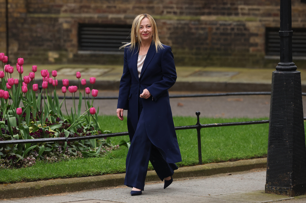 Def bocciato: dopo no alla Camera, corsa contro il tempo