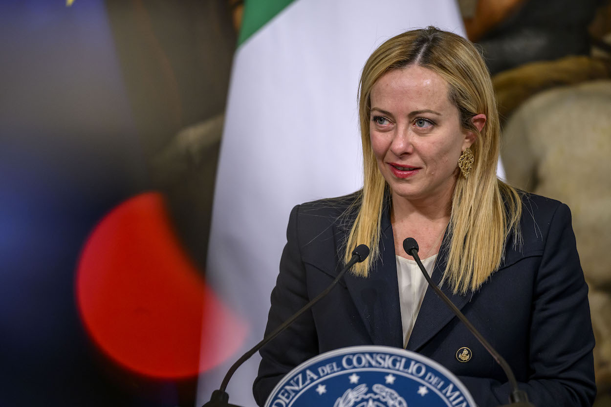 Il governo cambia i contratti a termine. I precari hanno meno tutele?