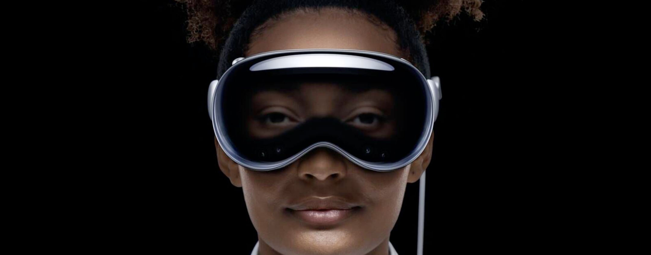 Apple presenta Apple Vision Pro, il visore AR/VR che rivoluzionerà il mondo della realtà mista