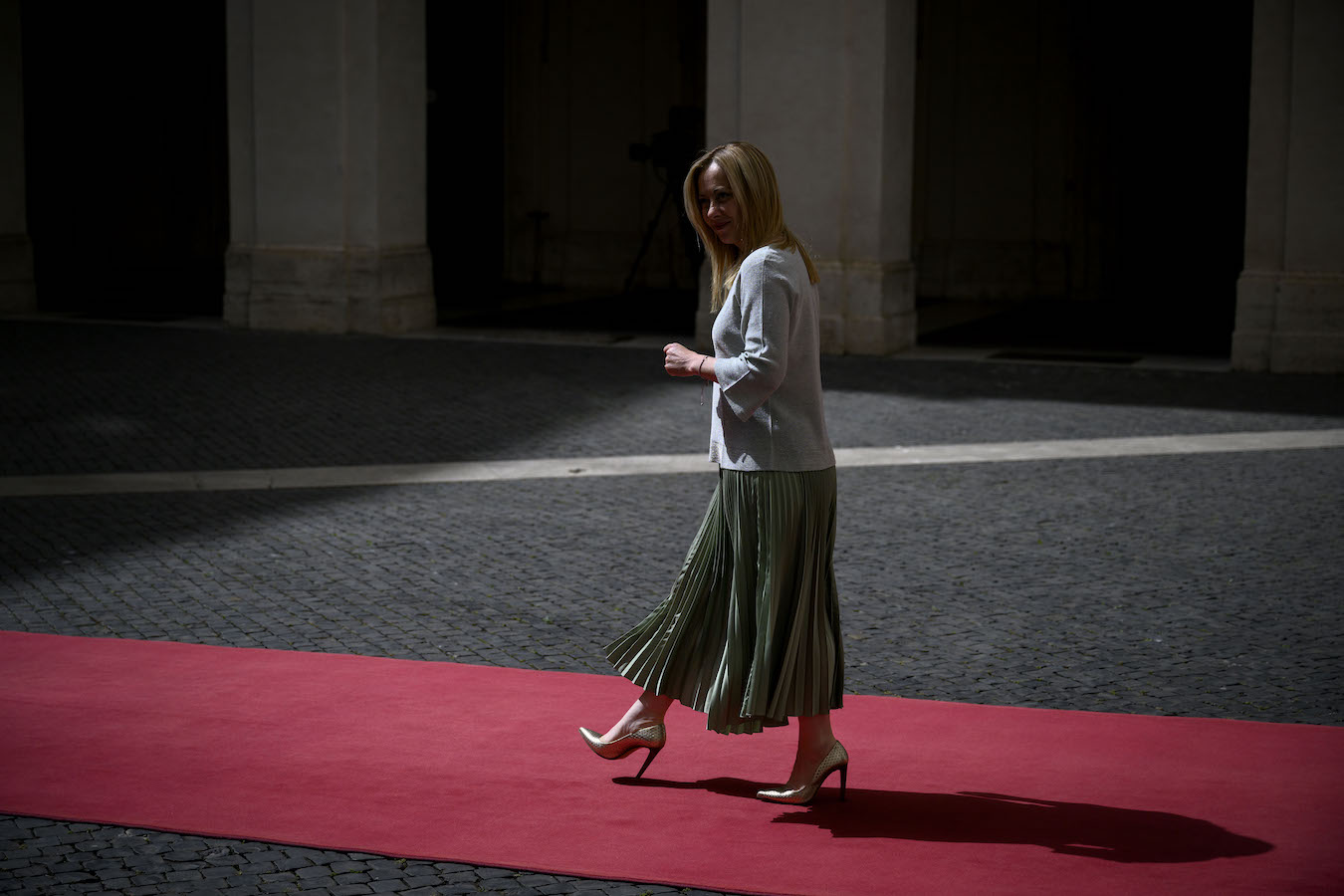 Mes rimandato a settembre? L’idea di Meloni & Co.