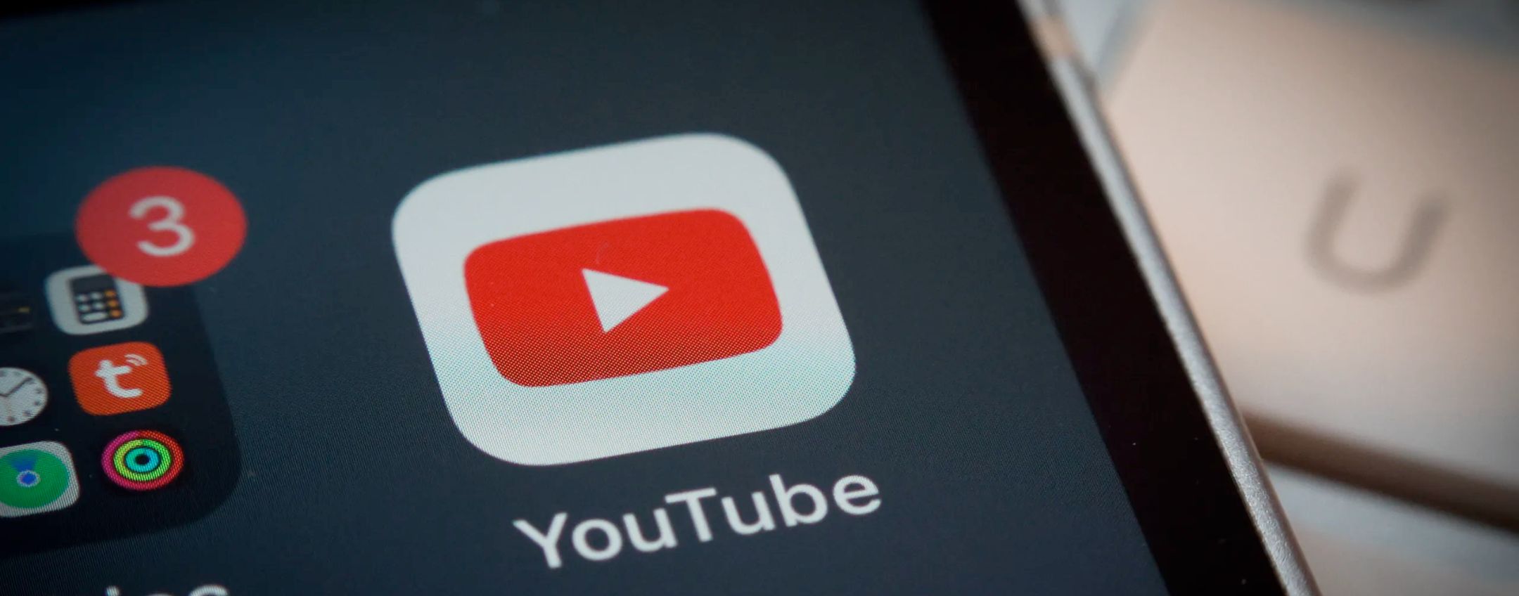 Come scaricare i video di YouTube nel rullino fotografico dell'iPhone