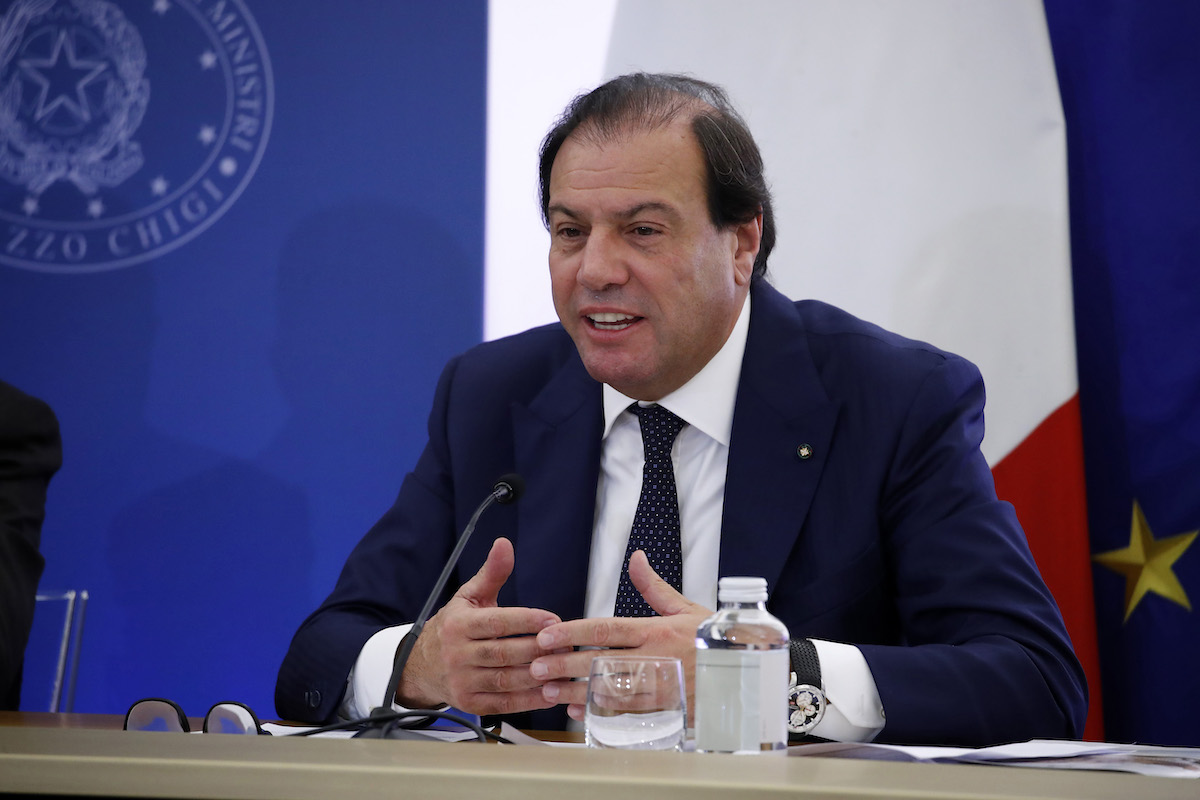 Irpef, le nuove aliquote: le ipotesi allo studio del governo Meloni