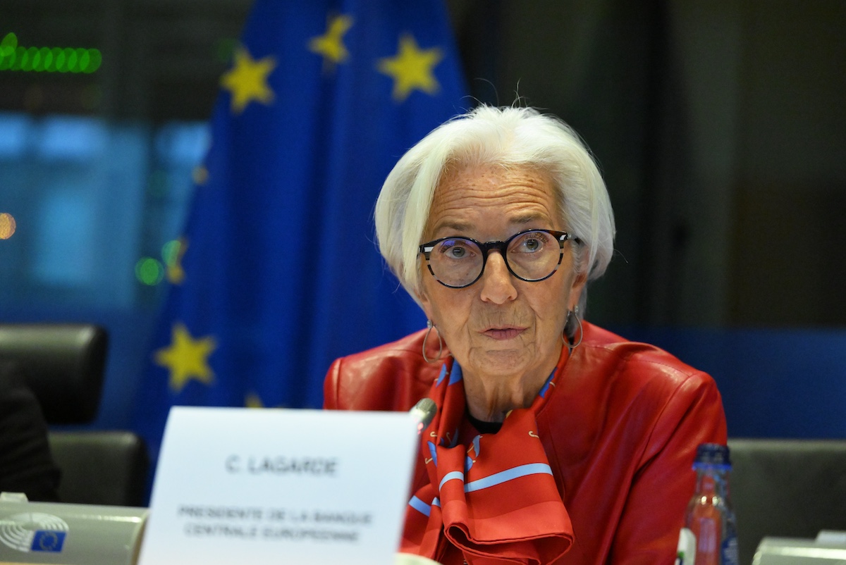 Caro mutui: 200mila famiglie non riescono a pagare le rate per colpa dei tassi