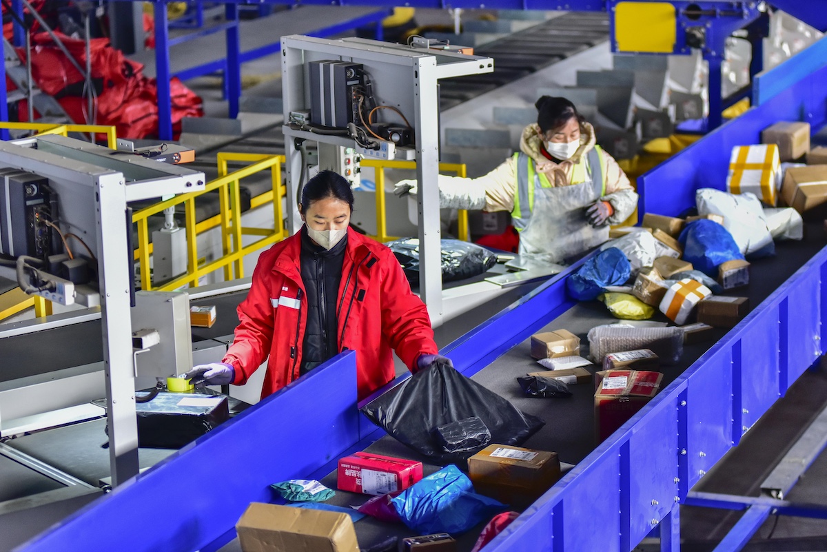 Negli ultimi trent’anni gli stipendi sono rimasti al palo. Tutti i problemi del mercato del lavoro