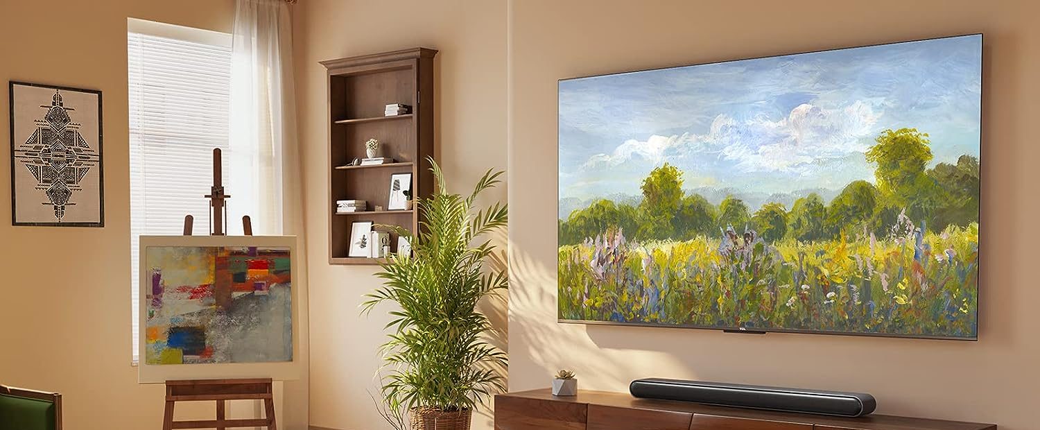 CINEMA a casa tua con questa SMART TV QLED da 55'' in offerta a 399€ su Amazon