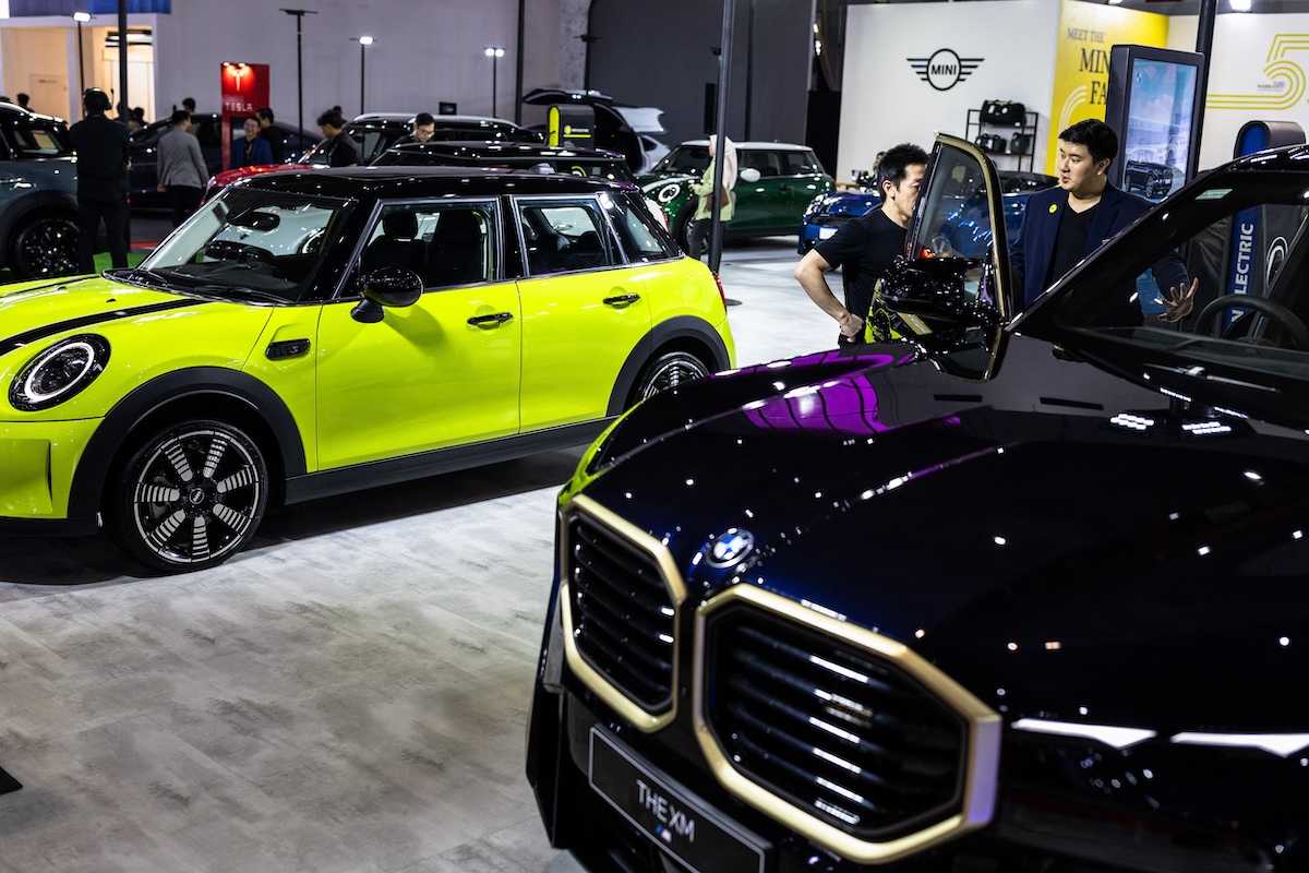 Auto: parte bene mercato Ue 2024. Auto elettriche e il caso italiano