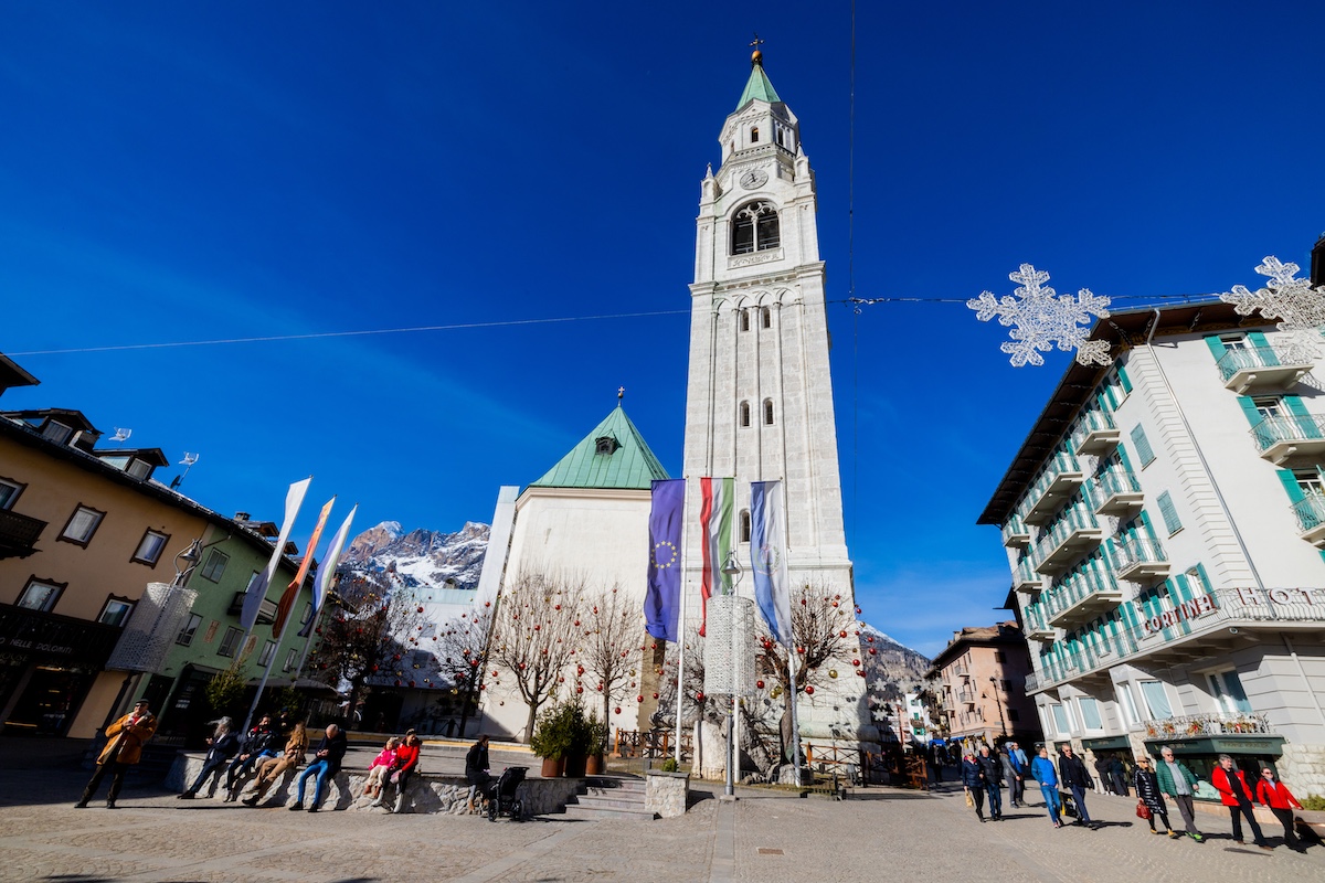 Casa in montagna, la domanda cresce del 4,9%. In Italia è Cortina la “regina delle vette”