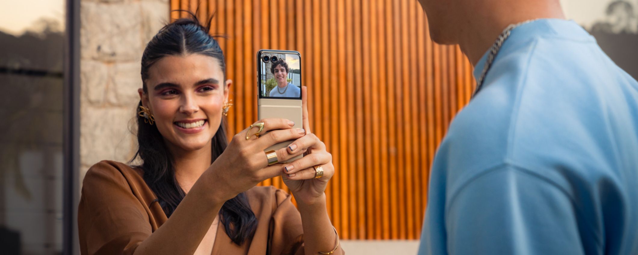 Motorola: ufficiali i nuovi e più performanti RAZR 50 e RAZR 50 Ultra e il prezzo non cambia