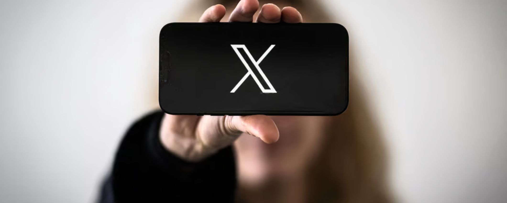 Commissione Europea: pronta a sanzionare pesantemente X di Elon Musk