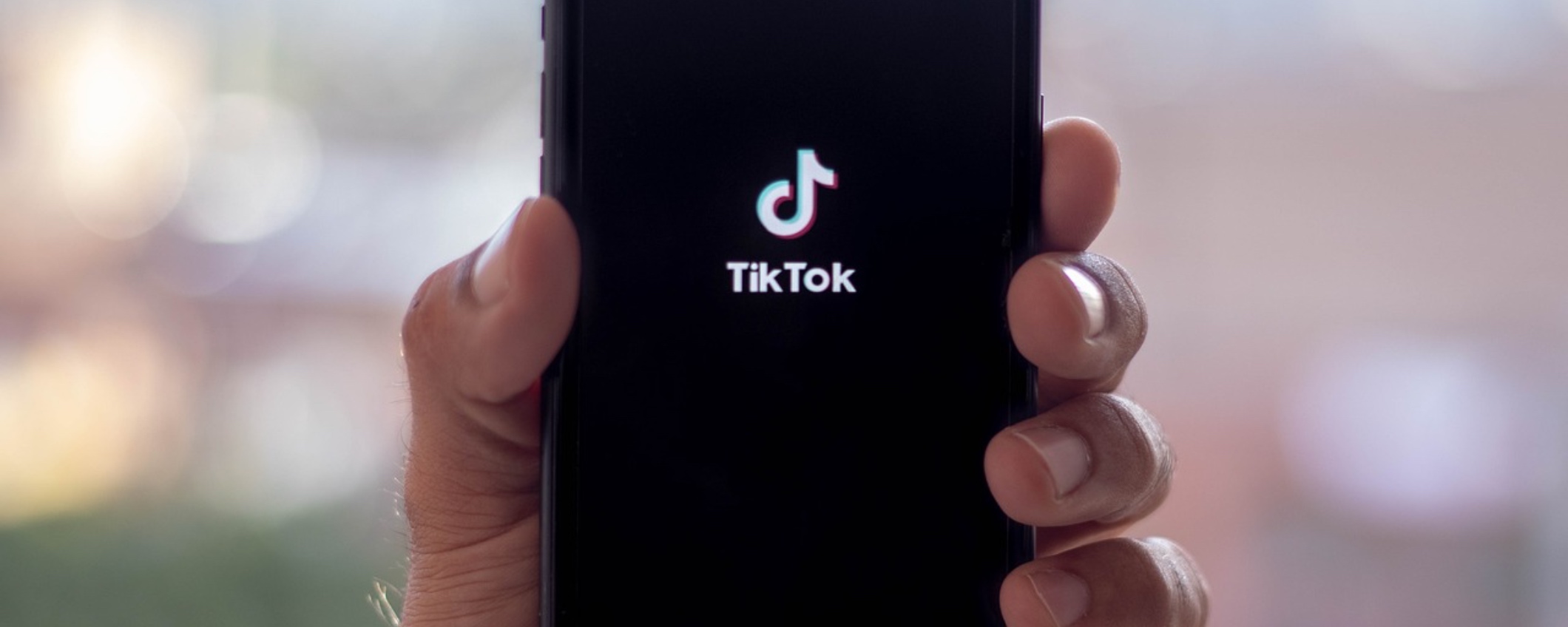 TikTok cambia le regole: importanti modifiche in arrivo per gli utenti