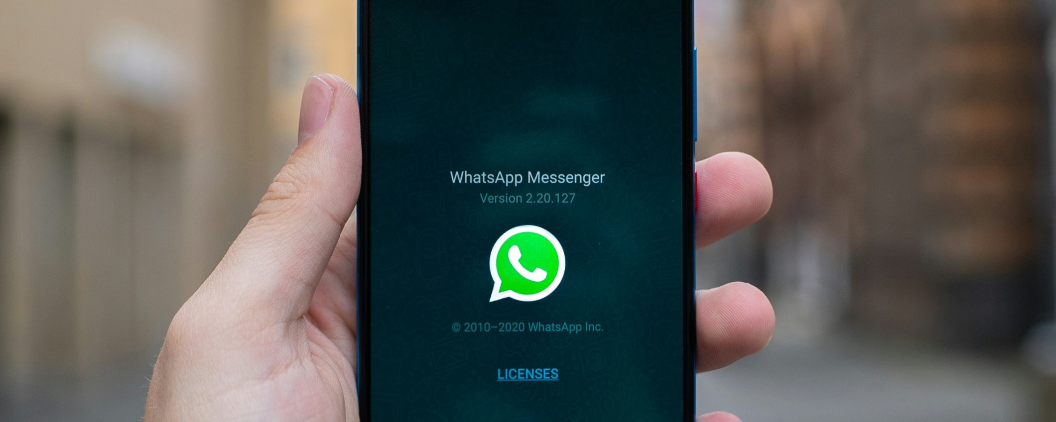 WhatsApp accoglie ChatGPT: l'IA di OpenAI sbarca sull'app di Meta