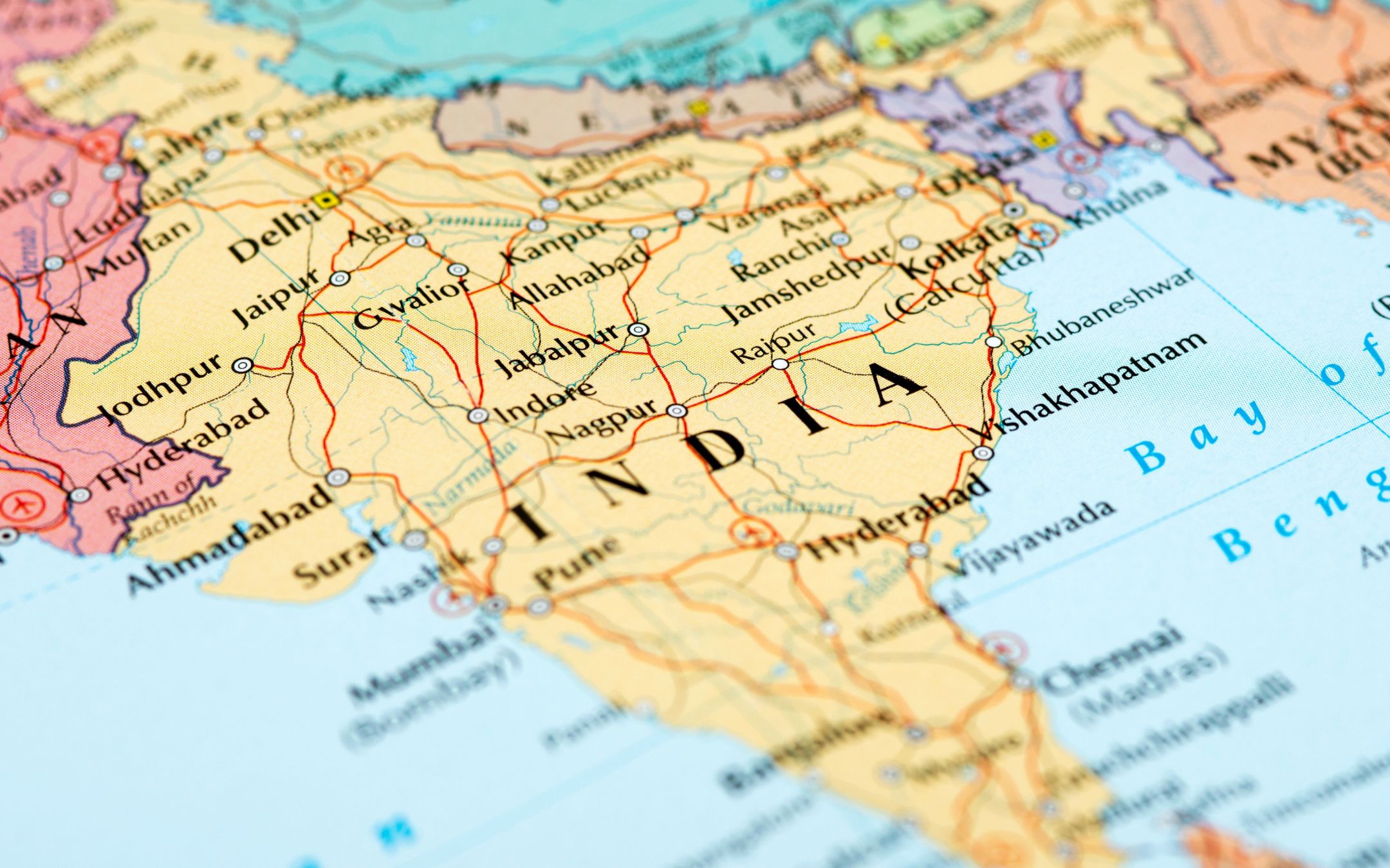 Apple affronta i dazi di Trump spostando la produzione di iPhone in India