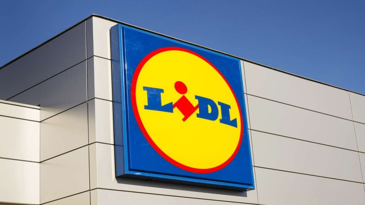 Sciopero Lidl: dipendenti in protesta per stipendi bassi e orari pesanti