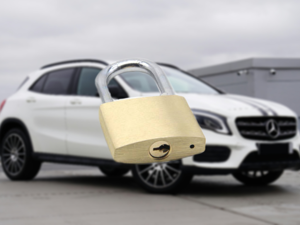 Auto sotto fermo: si può vendere o è vietato?