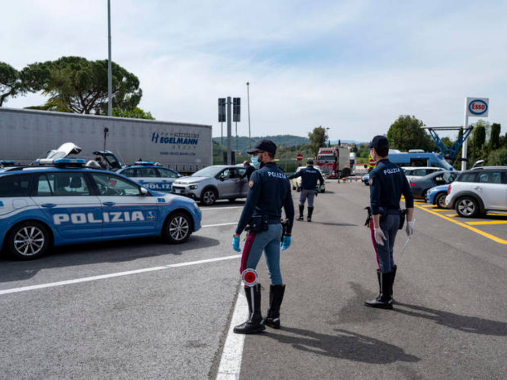 Controlli stradali hi-tech: il CED sbarca sulle auto della Polizia