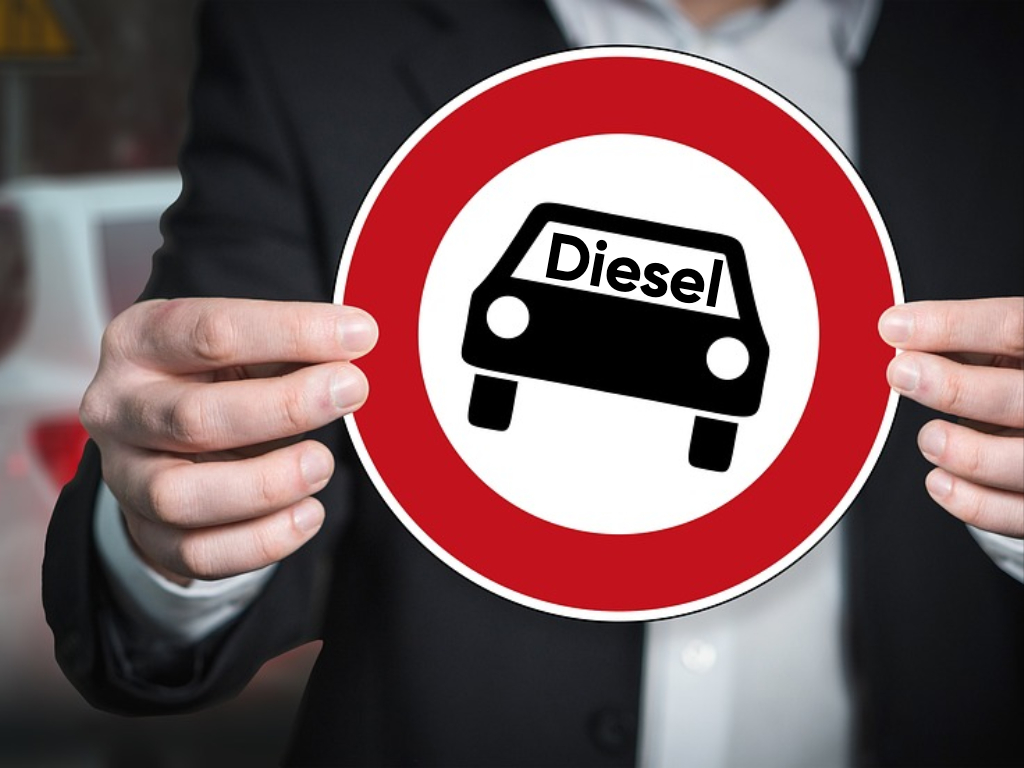 Il diesel sta scomparendo in Italia: pronto a cambiare auto?