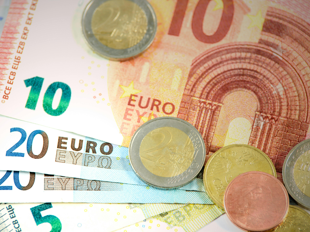 L’euro in bilico: cosa succede se Lagarde lascia?