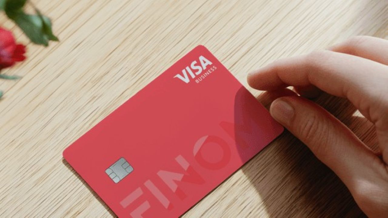 Conto aziendale Finom con fatturazione elettronica: il primo mese è gratis