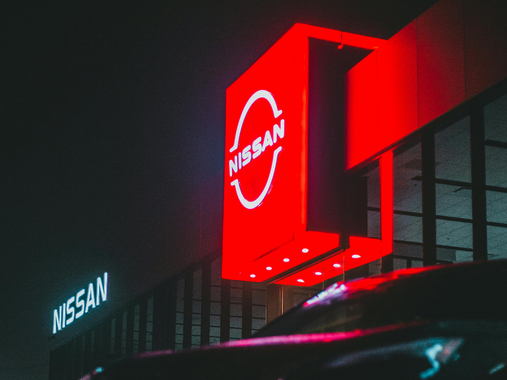 Nissan licenzia 20mila dipendenti: tagli drastici per restare a galla