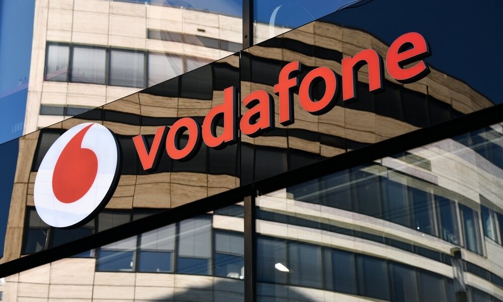 Vodafone regala buoni Amazon da 100 euro per attivazioni online