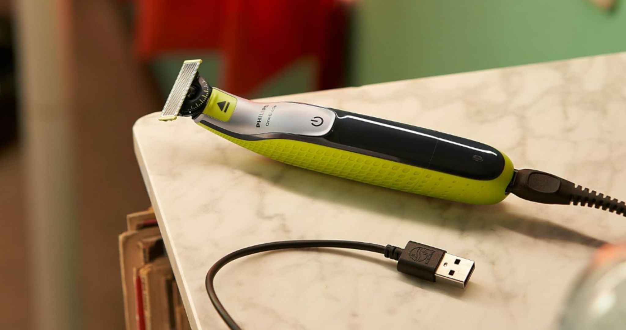Philips OneBlade 360 in offerta su Amazon: rasatura TOP a prezzo minimo