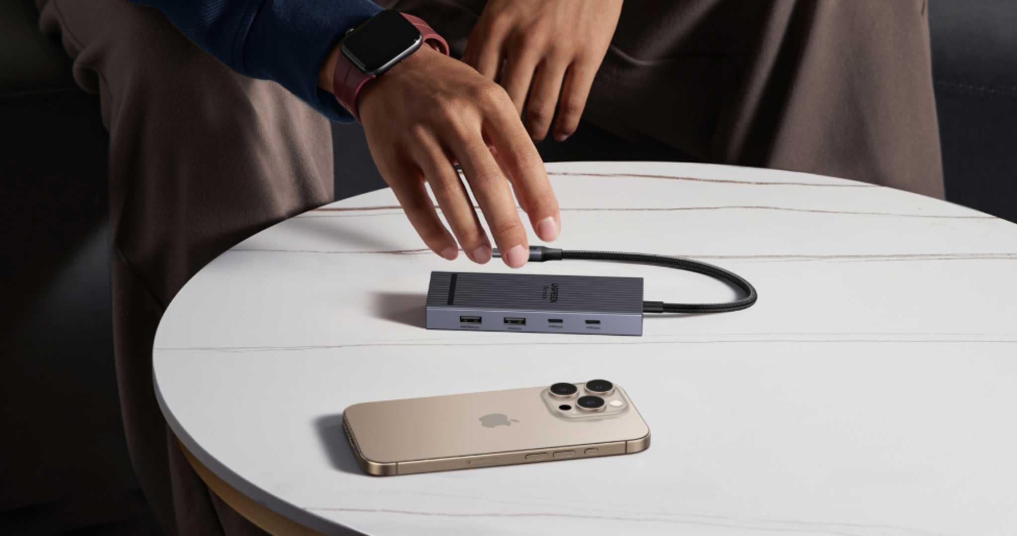 UGREEN Revodok PRO 108, l’hub 8 in 1 oggi in offerta crolla di prezzo