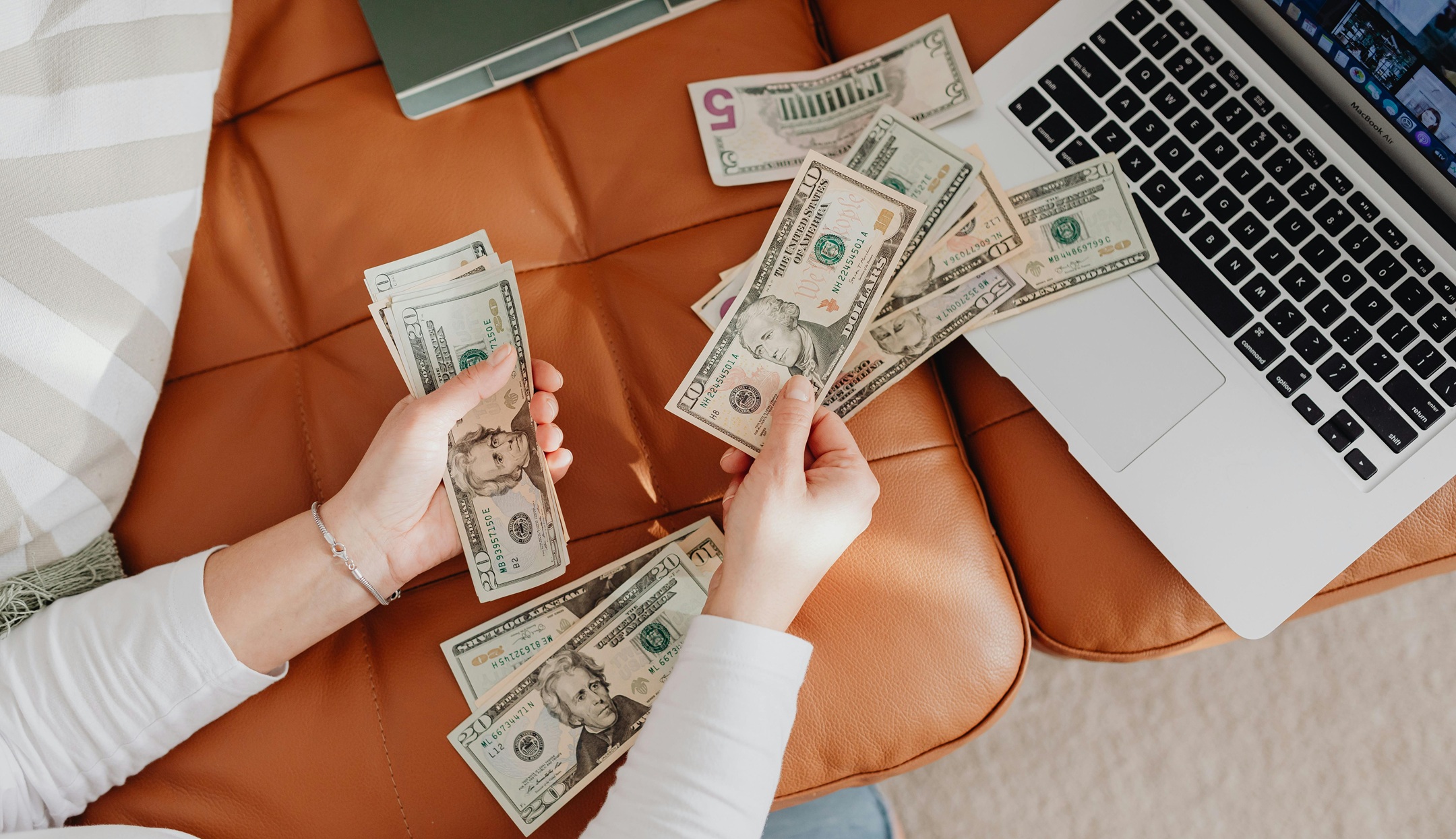 Fai crescere i tuoi risparmi con Crédit Agricole: 3% per 6 mesi e buoni Amazon fino a 500€