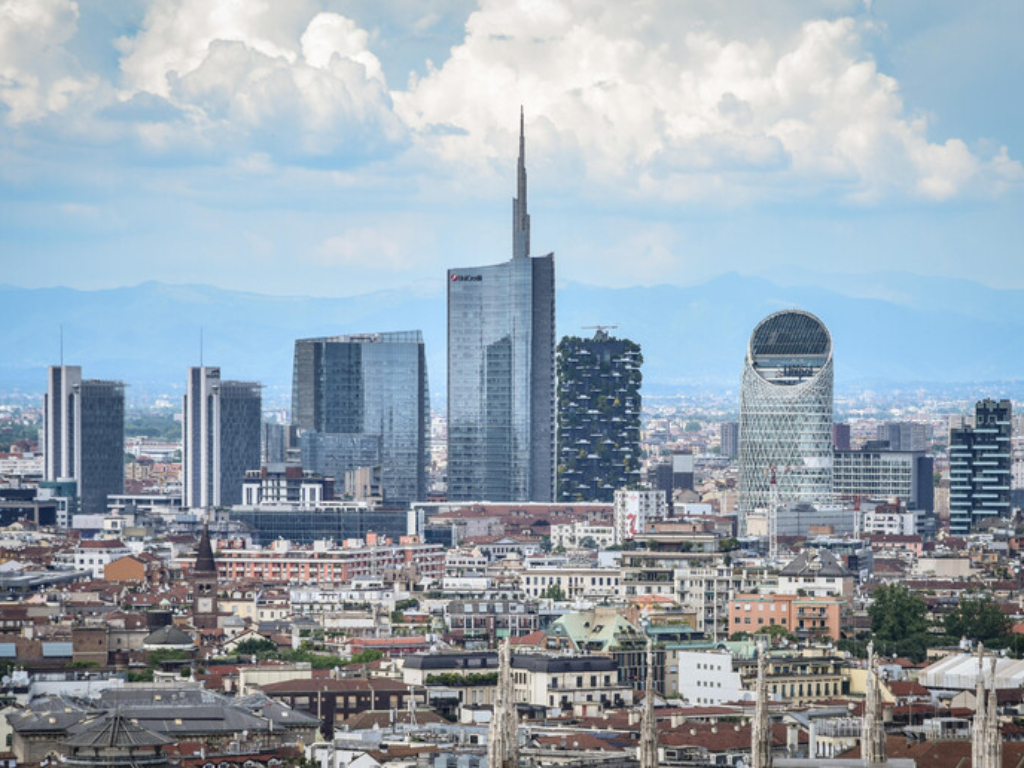Inchiesta edilizia a Milano: fermi progetti per miliardi