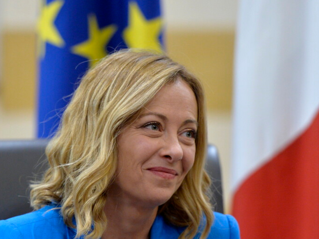 Meloni annuncia il bonus anti-dazi, ma l’UE resta senza piano