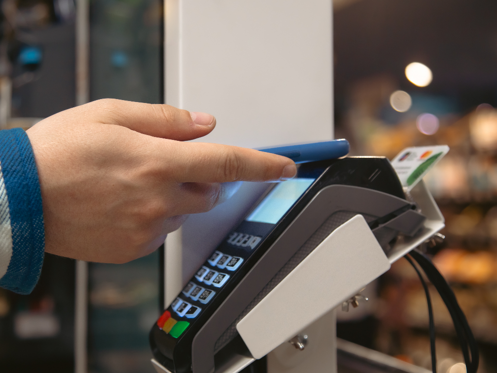 POS senza costi fissi? Con Axerve solo 1 % su transazioni e bollo una tantum