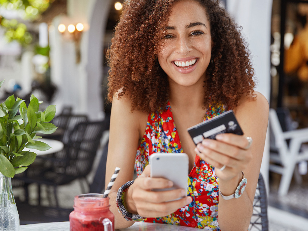 Carta Revolut: Recensione completa, Funzionalità e Costi 2026