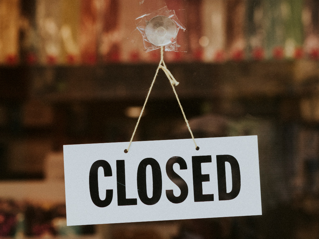 Sciopero di Ferragosto: negozi chiusi, sindacati contro le aperture festive