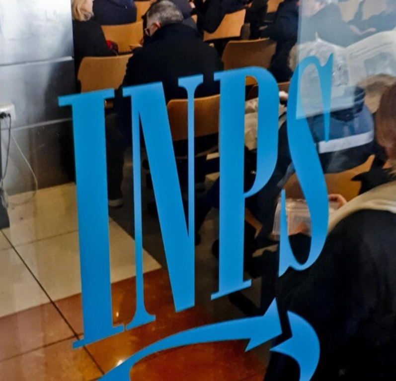 Come riscattare i contributi mancanti con la rendita