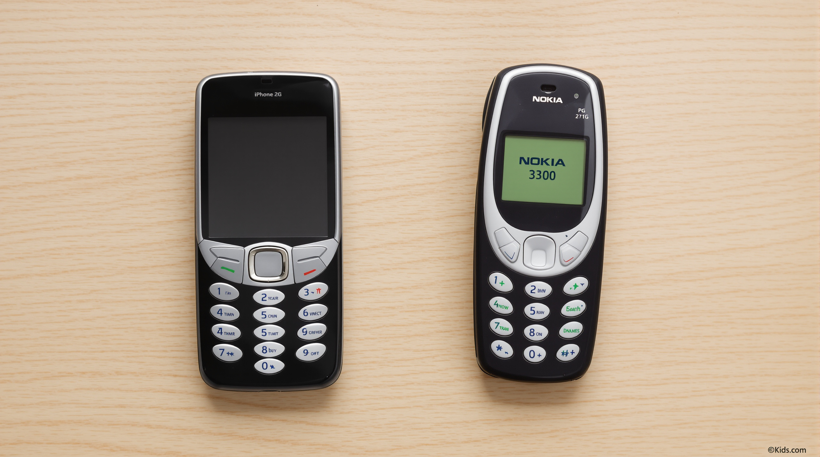 iPhone 2G e Nokia 3310 valgono fortune nelle aste