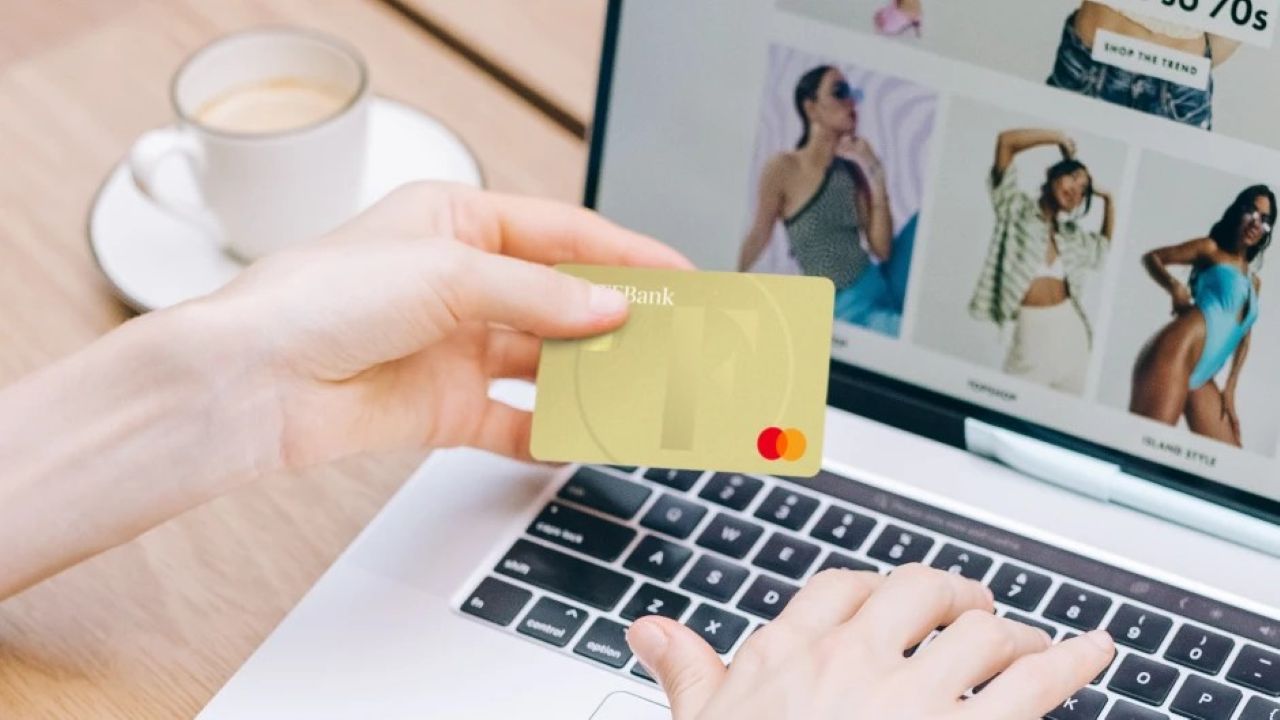 TF Bank rompe le regole: carta di credito senza commissioni con assicurazione di viaggio gratuita