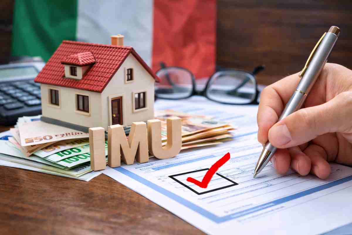 IMU, come fare richiesta di esenzione nel 2026: il commercialista spiega chi può fare domanda