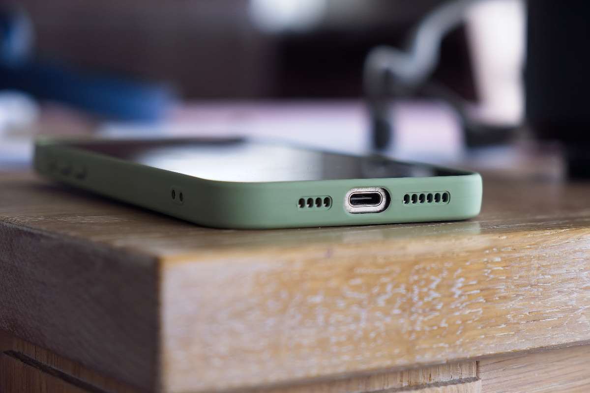 smartphone android riavvialo spesso