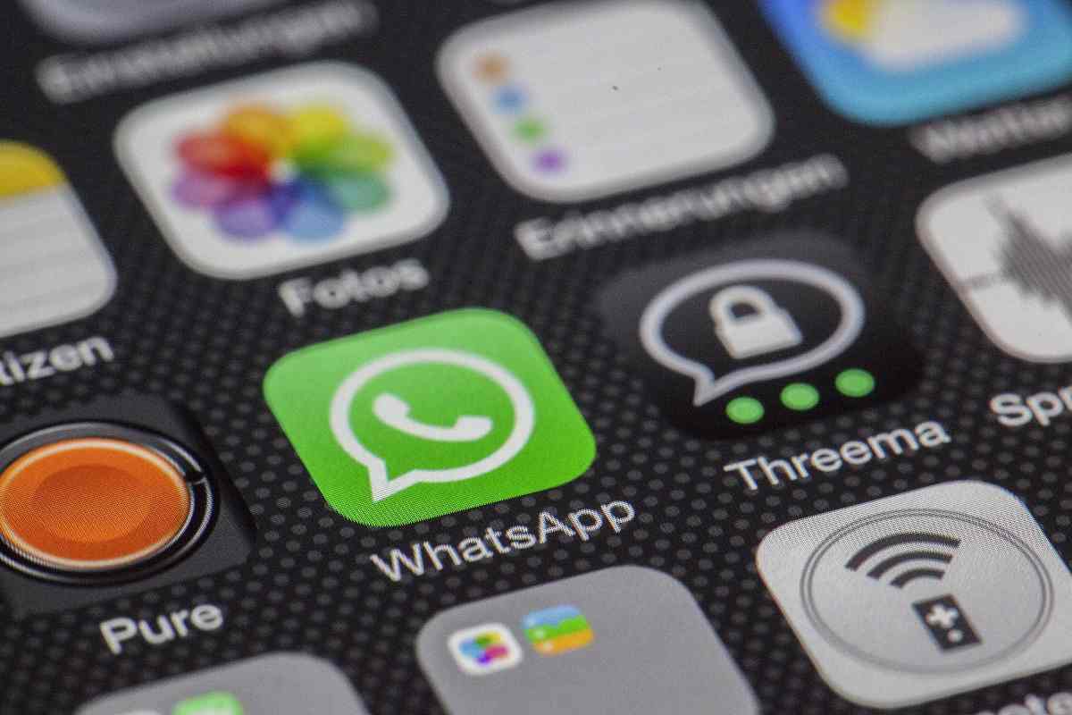 whatsapp opzione speciale
