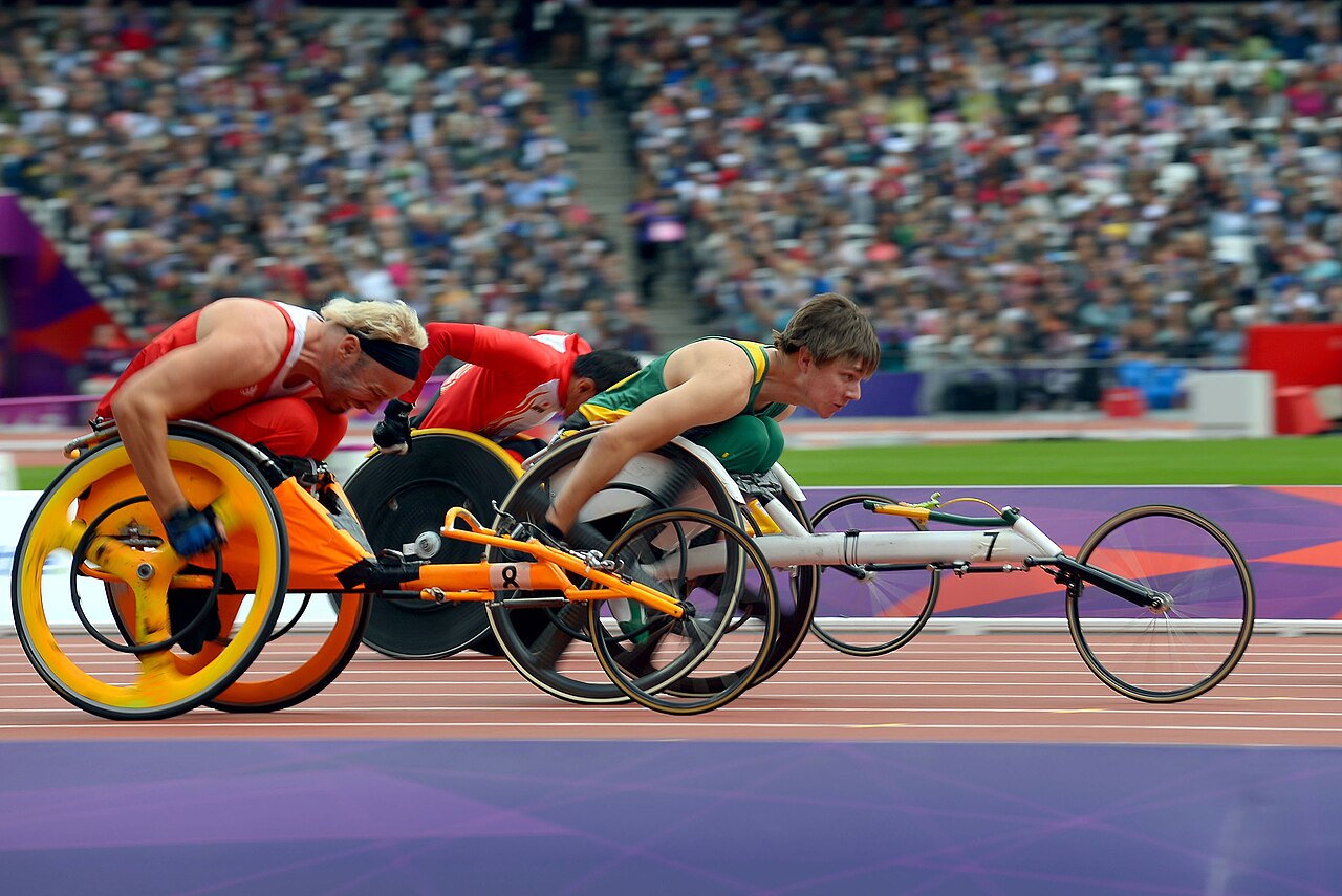 Summer McIntosh: la nuotatrice che domina le Olimpiadi (2)