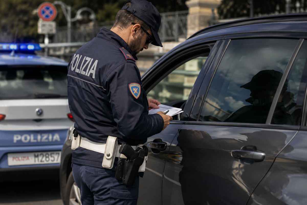 C'è un nuovo obbligo per i guidatori: la multa è salatissima ma il conto per attivarlo non è da meno