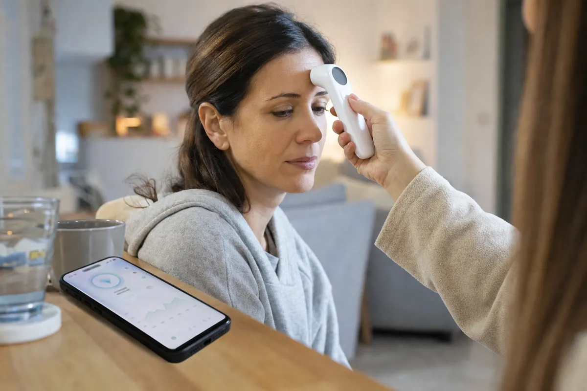 Puoi misurare la febbre direttamente con lo smartphone e non lo sai: anche fuori casa
