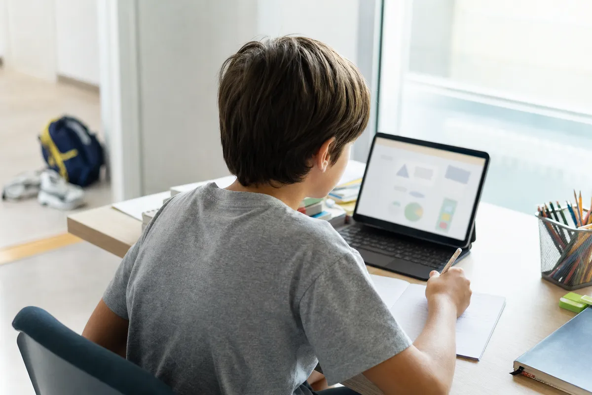 La psicologia è stata chiara, i bambini che passano tante ore davanti allo schermo sviluppano un'abilità particolare che gli altri non hanno